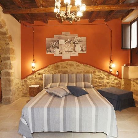 Il Palazzetto Del Pescatore เอากุสตา ภายนอก รูปภาพ